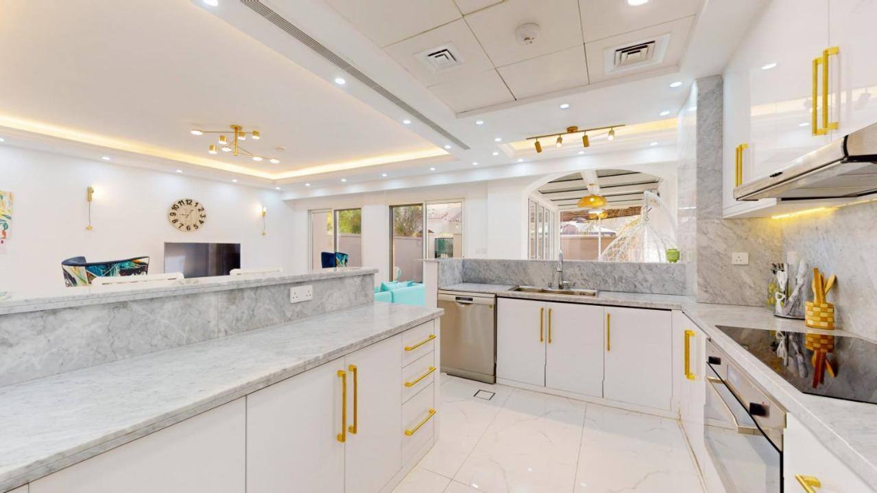 Bella Casa At Serena - Peaceful Three Bed Villa ดูไบ ภายนอก รูปภาพ